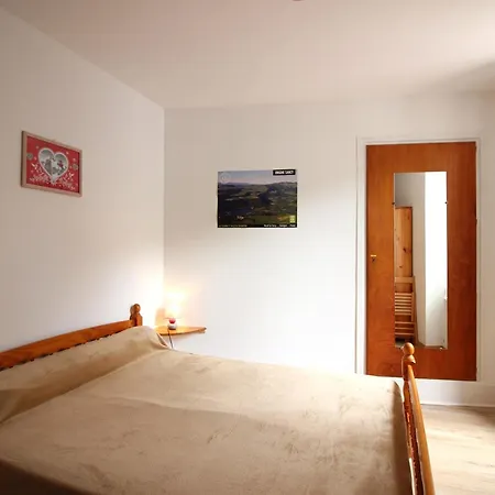 F2 Au 1er Etage Avec Wifi, Proche Centre Et Thermes, Classe 2 Etoiles, 4 Couchages Max - Fr-1-415-46 * Le Mont-Dore